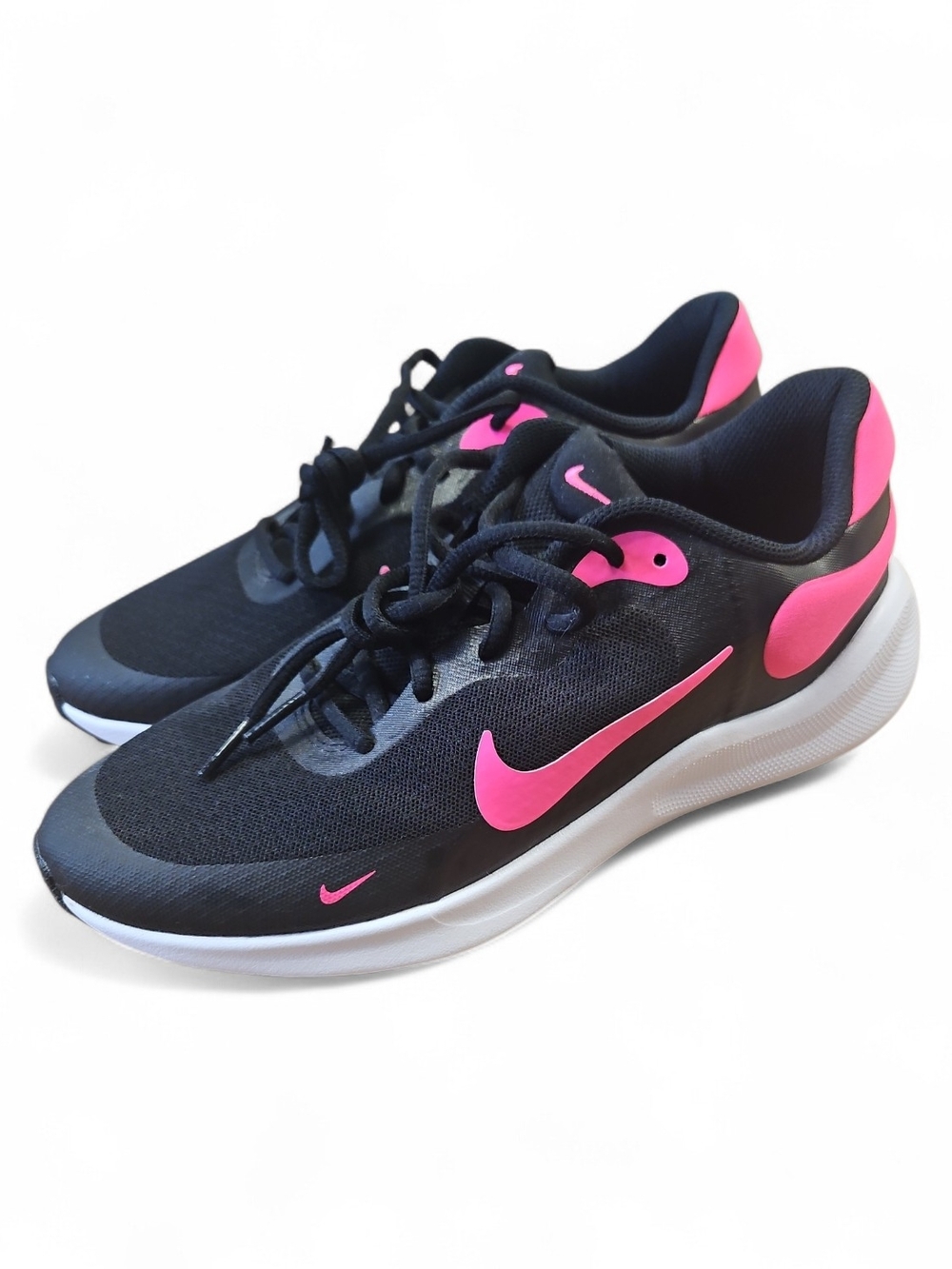Nike Youth Revolution 7 Road Running Shoes in black and hyper pink.